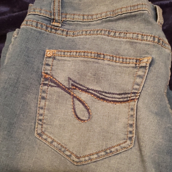 Faded/ Distressed Jeans - Picture 3 of 3